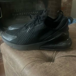 Nike Air Max 270 Triple Black  AH8050 005 Men's Size 7.5